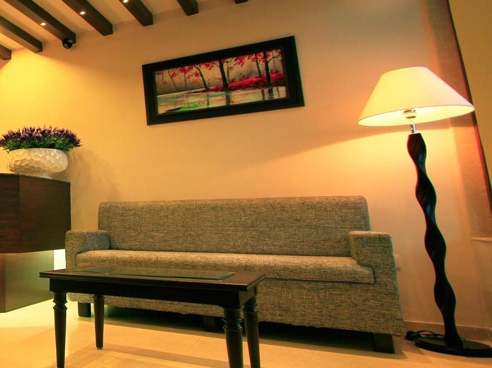 โรงแรมลา แคปิตอล ปณชี ภายนอก รูปภาพ
